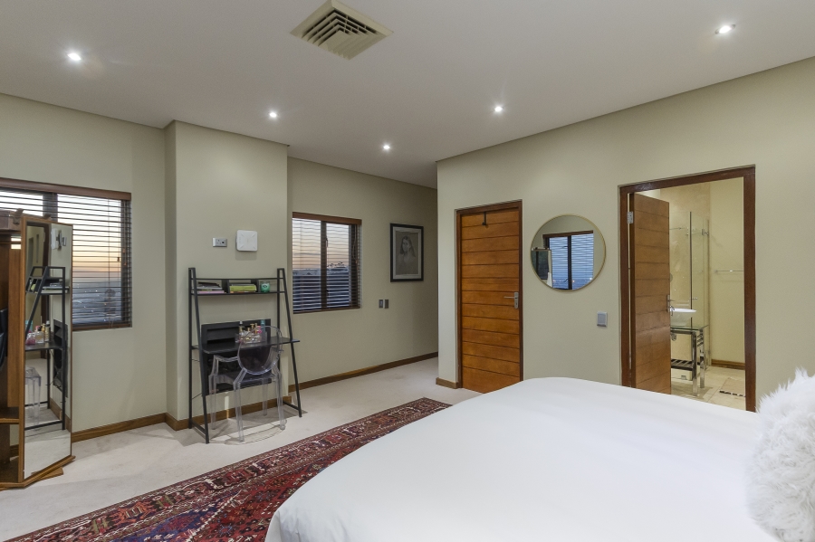To Let 4 Bedroom Property for Rent in Boskloof Eco Estate Western Cape